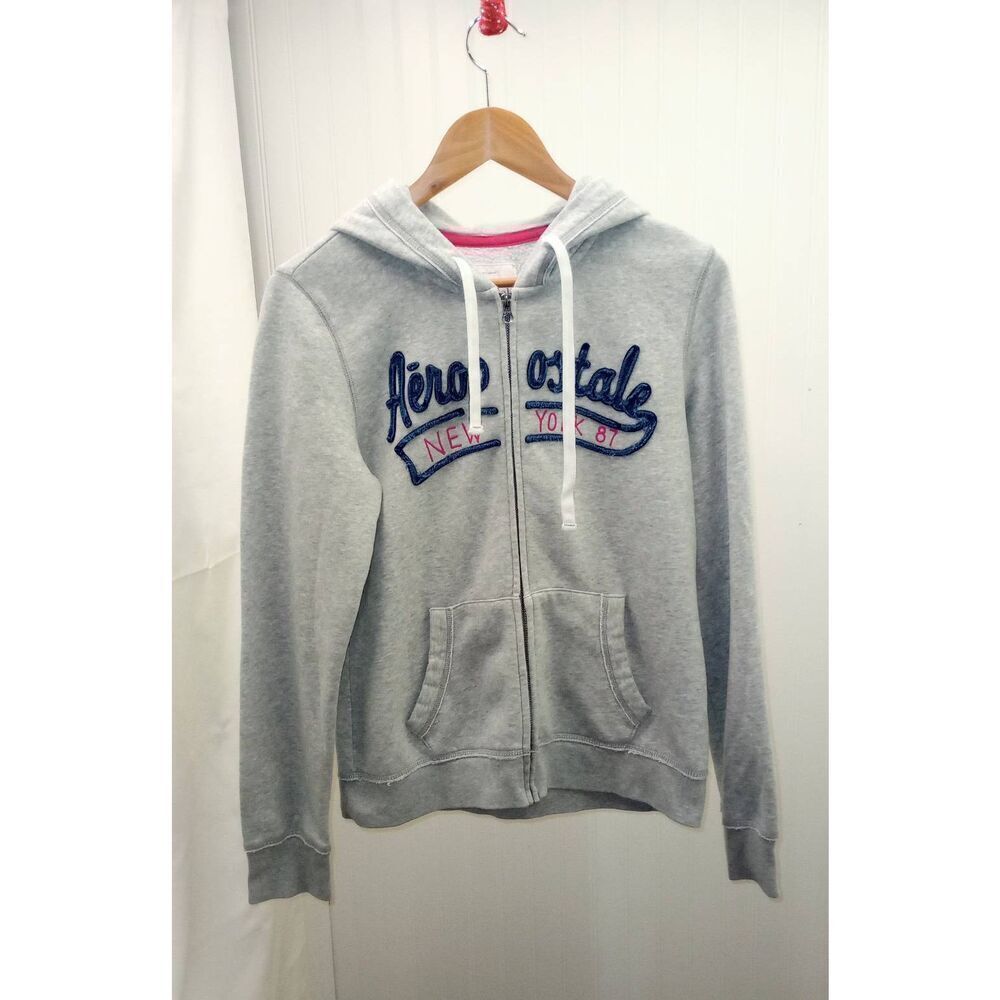 Aeropostale classic,Gray, zip front hoodie.